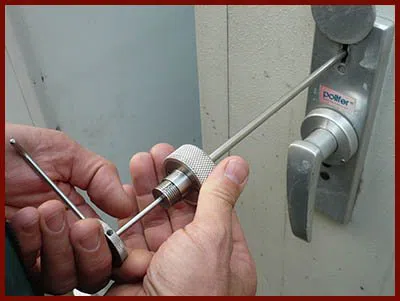 Locksmith Lock Store Fresno, TX 281-783-4402 - 5-lock-opening